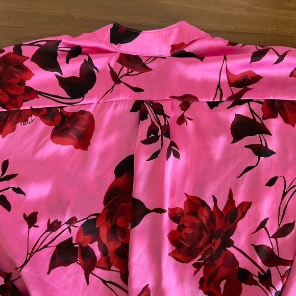 Vici Pink Mini Dress with Flared Sleeves and Tie Waist - Picture 4 of 6